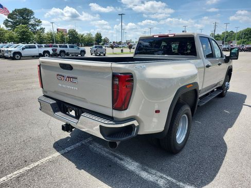 New 2026 GMC Sierra 3500 Pro w/ 1SA Pro Safety Plus Package AWD/4WD image 3