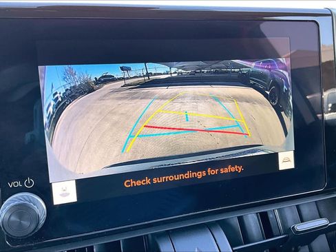 Used 2025 Toyota RAV4 XLE image 22