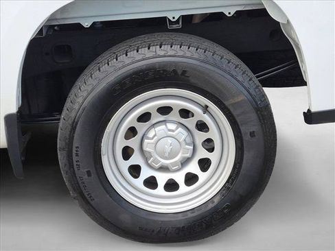 Used 2024 Chevrolet Silverado 1500 W/T w/ WT Value Package RWD image 18