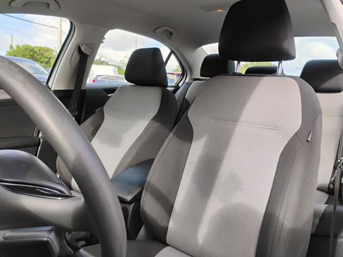 Used 2017 Volkswagen Jetta S FWD image 31
