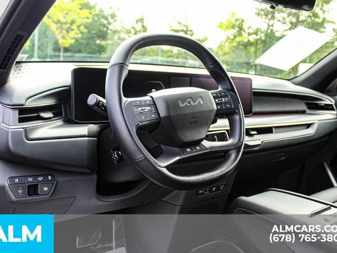 Used 2024 Kia EV9 GT-Line AWD/4WD image 34