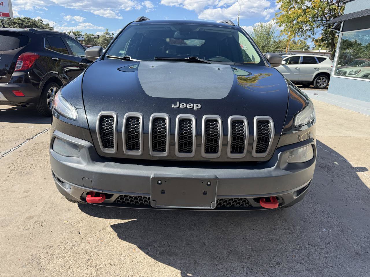 Used 2016 Jeep Cherokee Trailhawk w/ Cold Weather Group AWD/4WD image 4