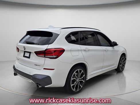 Used 2021 BMW X1 sDrive28i w/ M Sport Package FWD image 7
