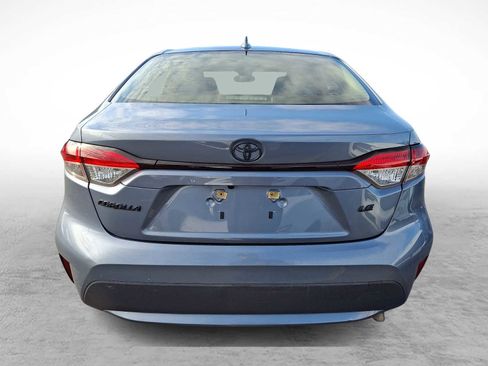 Used 2020 Toyota Corolla LE w/ LE Convenience Package FWD image 4