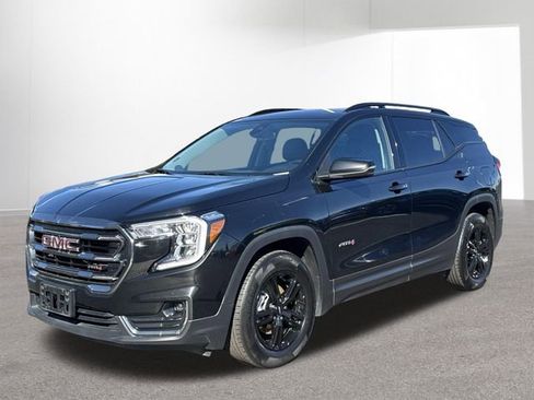 Used 2024 GMC Terrain AT4 image 34