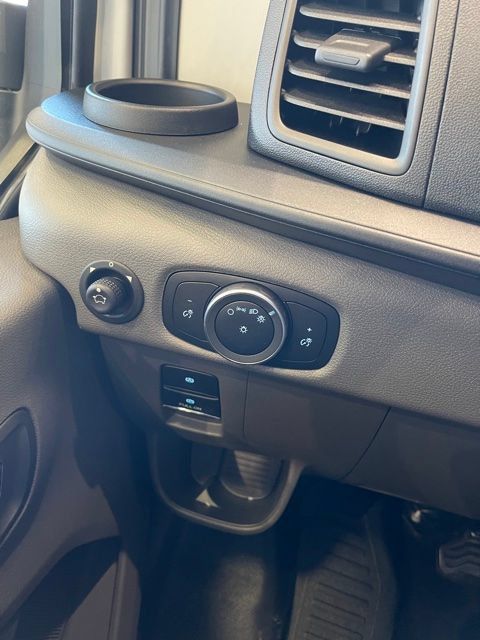 Used 2023 Ford E-Transit Medium Roof w/ Interior Upgrade Package RWD image 20