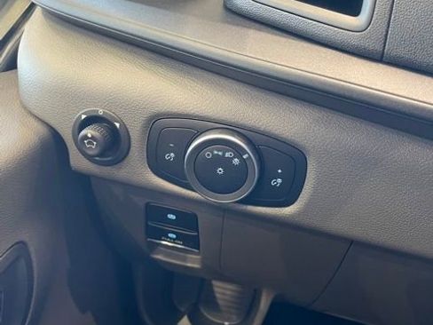 Used 2023 Ford E-Transit Medium Roof w/ Interior Upgrade Package image 20
