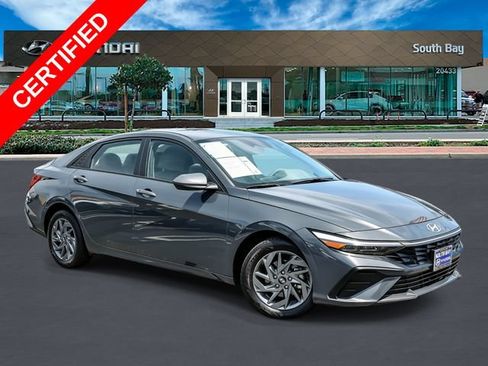 Certified 2024 Hyundai Elantra SEL FWD image 1
