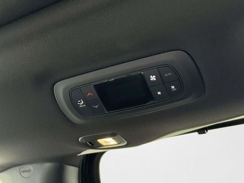 New 2026 Chrysler Pacifica Select w/ S Appearance Package image 36