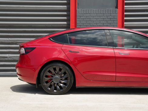 Used 2022 Tesla Model 3 Performance AWD/4WD image 10