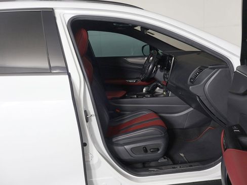 Used 2022 Lexus NX 350 F Sport image 31