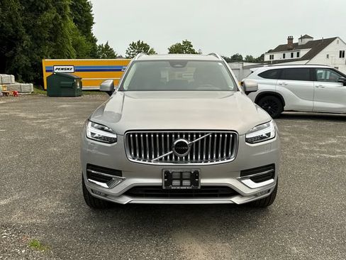 Used 2024 Volvo XC90 B5 Core w/ Climate Package AWD/4WD image 6