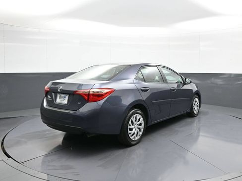 Used 2018 Toyota Corolla LE w/ Body Protection Package FWD image 6
