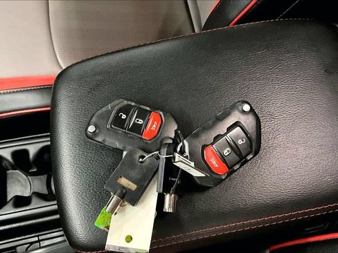 Used 2019 Jeep Wrangler Unlimited Rubicon AWD/4WD image 34