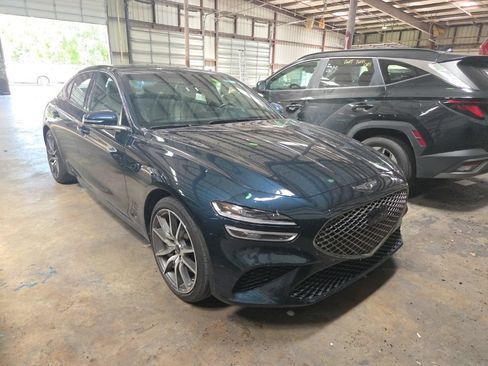 Used 2025 Genesis G70 2.5T RWD image 6