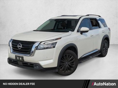 Used 2022 Nissan Pathfinder Platinum w/ Cargo Package FWD image 1