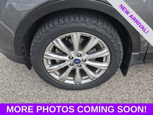 Used 2018 Ford Escape Titanium w/ Ford Safe & Smart Package AWD/4WD image 11