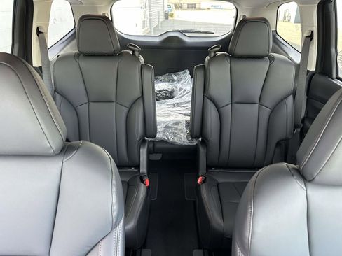 New 2026 Subaru Ascent Limited Bronze image 13