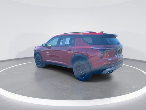 Used 2025 Chevrolet Traverse Z71 AWD/4WD image 6