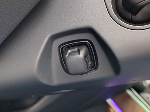 Used 2021 Audi A8 L 3.0T w/ Executive Plus Package image 57