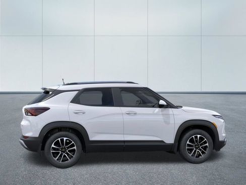 New 2026 Chevrolet TrailBlazer LT FWD image 27