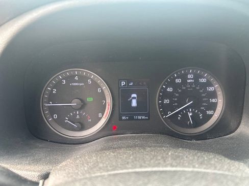 Used 2018 Hyundai Tucson SEL AWD/4WD image 16