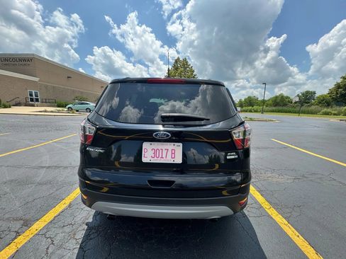 Used 2018 Ford Escape SEL image 6