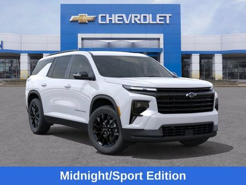 New 2026 Chevrolet Traverse LT w/ Midnight/Sport Edition AWD/4WD image 8