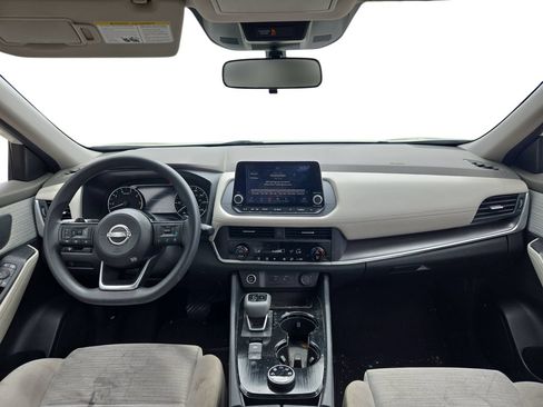 Used 2023 Nissan Rogue SV AWD/4WD image 9