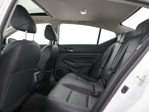 Used 2023 Nissan Altima 2.5 SL AWD/4WD image 17