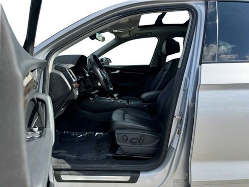 Used 2019 Audi Q5 2.0T Premium Plus w/ Premium Plus Package image 18