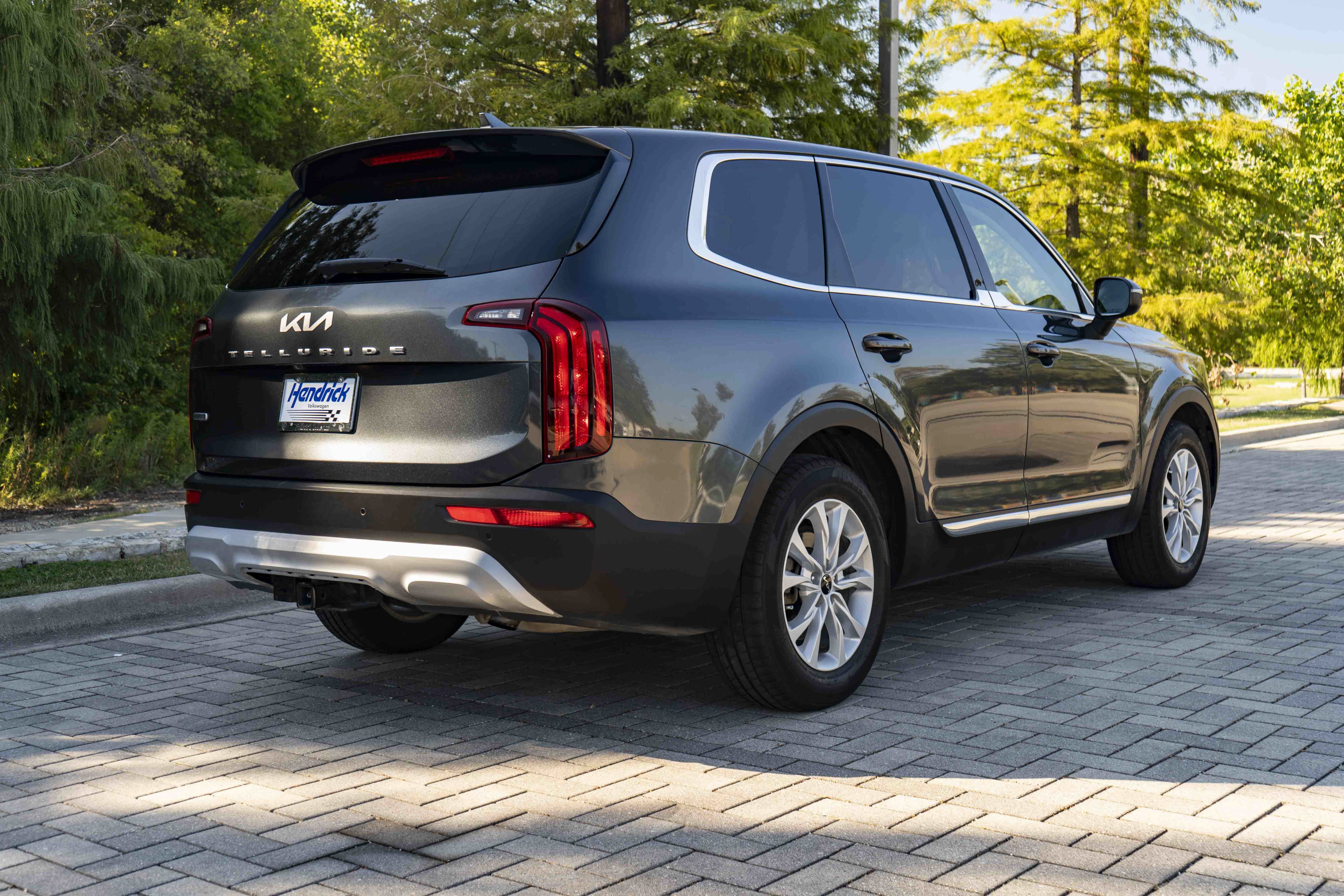 Used 2022 Kia Telluride LX AWD/4WD image 8