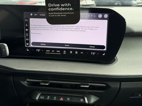 New 2026 Audi Q3 quattro 2.0T AWD/4WD image 8