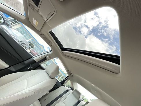 Certified 2024 Honda Accord EX image 22