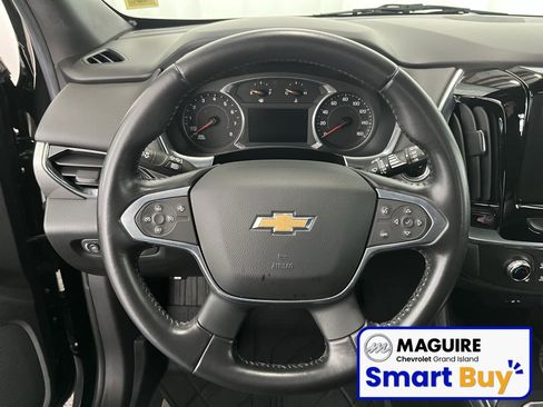 Used 2022 Chevrolet Traverse LT image 29