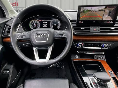 Used 2023 Audi Q5 e Premium Plus w/ Premium Plus Package AWD/4WD image 8
