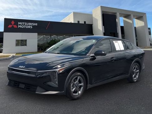 Used 2025 Kia K4 FWD image 1