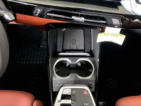 New 2026 BMW X2 xDrive28i AWD/4WD image 8