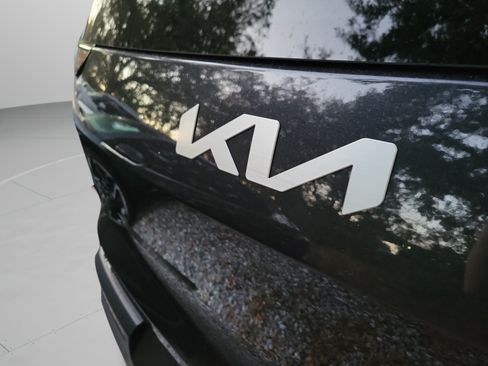 New 2026 Kia EV9 Light RWD image 6