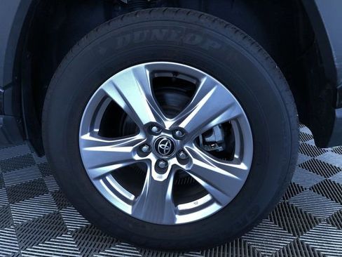 Certified 2025 Toyota RAV4 XLE w/ Convenience Package AWD/4WD image 16