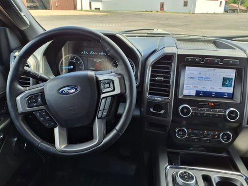 Used 2021 Ford Expedition XLT w/ Black Accent Package image 17