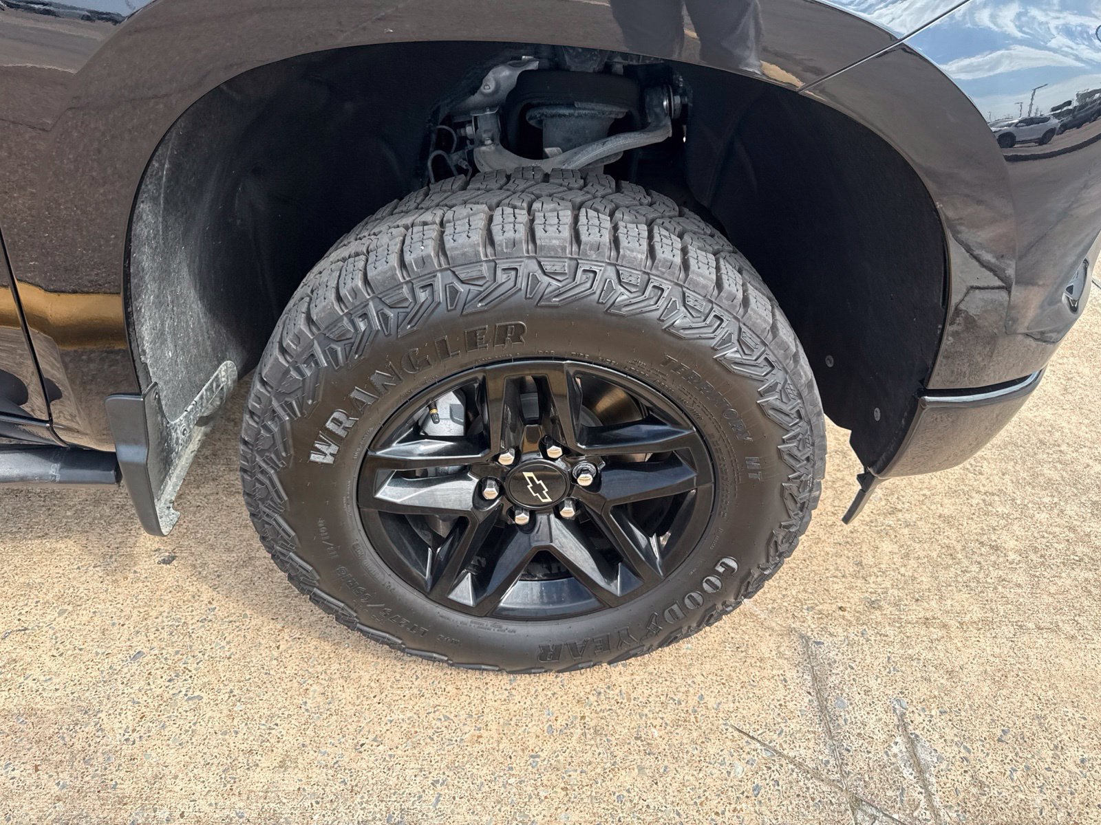 Used 2024 Chevrolet Silverado 1500 LT Trail Boss w/ LT Trail Boss Premium Package AWD/4WD image 22