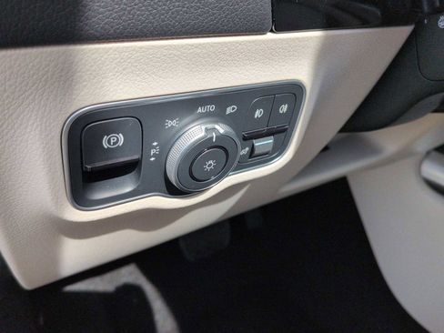 Used 2026 Mercedes-Benz GLA 250 4MATIC image 18