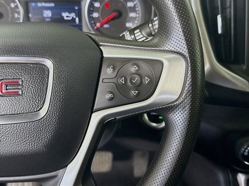Used 2024 GMC Terrain SLE FWD image 15