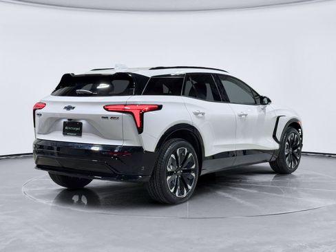 Used 2025 Chevrolet Blazer EV RS AWD/4WD image 3