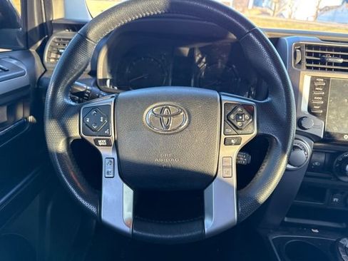 Used 2020 Toyota 4Runner SR5 image 14