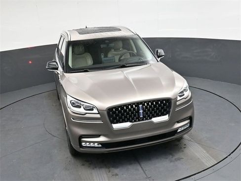 Used 2021 Lincoln Aviator Grand Touring w/ Equipment Group 301A image 23