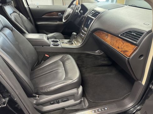 Used 2015 Lincoln MKX FWD w/ Equipment Group 102A image 15