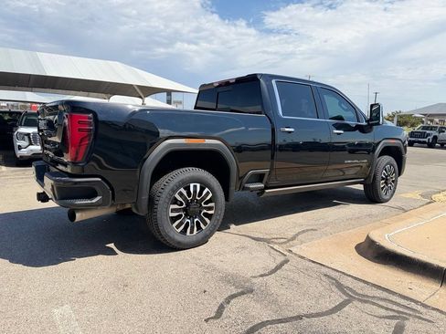 Used 2025 GMC Sierra 2500 Denali Ultimate AWD/4WD image 4