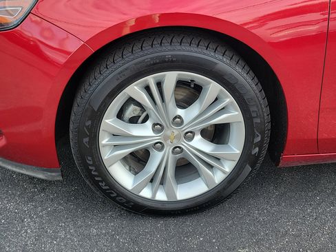 Used 2014 Chevrolet Impala LT w/ Premium Seating Package image 10